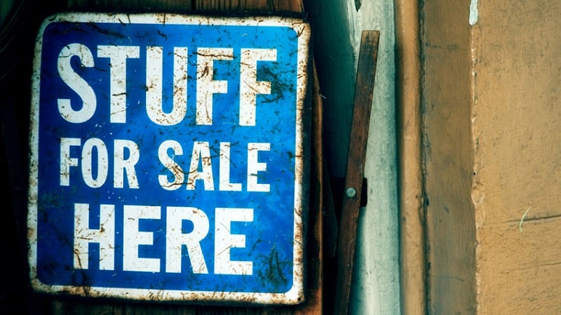 المبيعات والتعاون بين شركتين