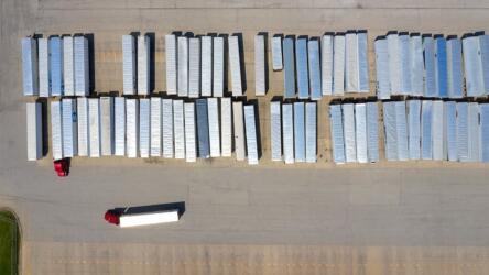 سلاسل التوريد