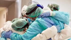 تفاعل الأطباء مع تقنيات الرعاية الصحية