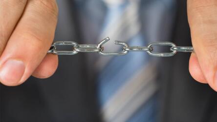 التعامل مع المدير الضعيف