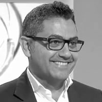 صورة الكاتب