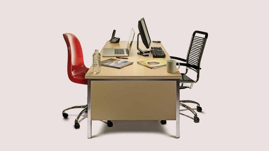 التماس آراء الموظفين