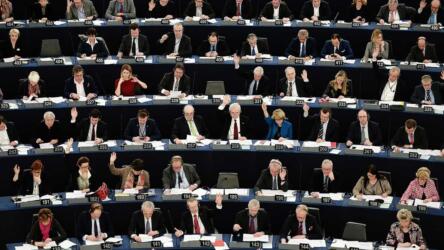 الاجتماعات المتعلقة ببحث الاستراتيجية