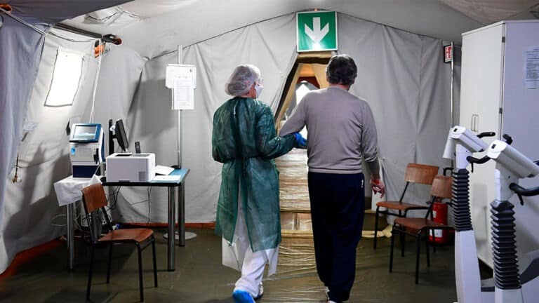 الأزمة الصحية المزمنة للموظفين