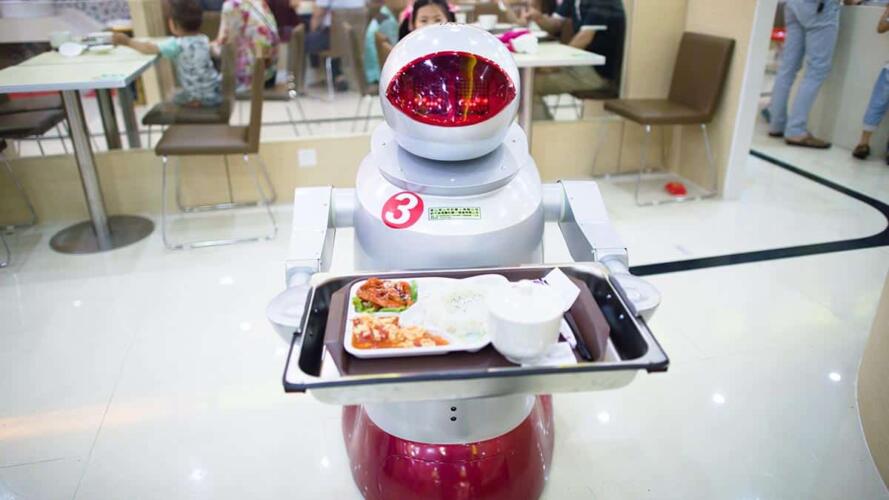 قلق فقدان الأهمية والتخلف عن الركب