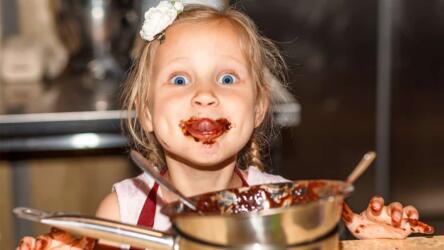 تأثير أحمر الشفاه