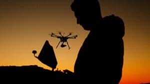 الطائرات المسيرة والميزة التنافسية للشركات