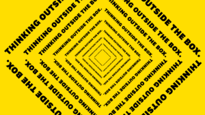 اللجوء إلى العبارات المبتذلة