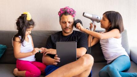 أولويات الآباء والأمهات العاملين