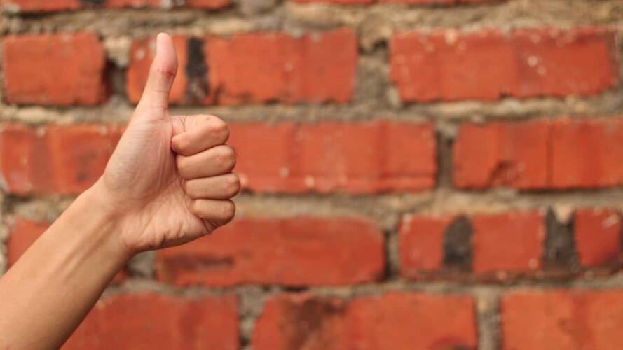 ماذا يعني الصمت في الاجتماع