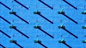 النمو وجهود الشركة