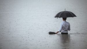 عمليات التسريح والقلق الذي يسبقها