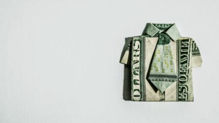 تعيين المستشارين الخارجيين