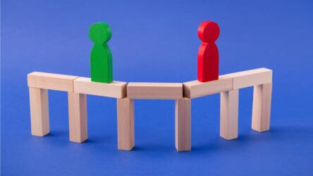 التعامل مع زميل العمل العدواني