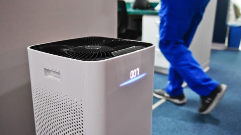 سلامة مساحات العمل المنزلية