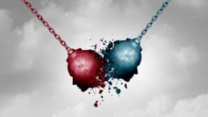 حدوث صدام بين الموظفين