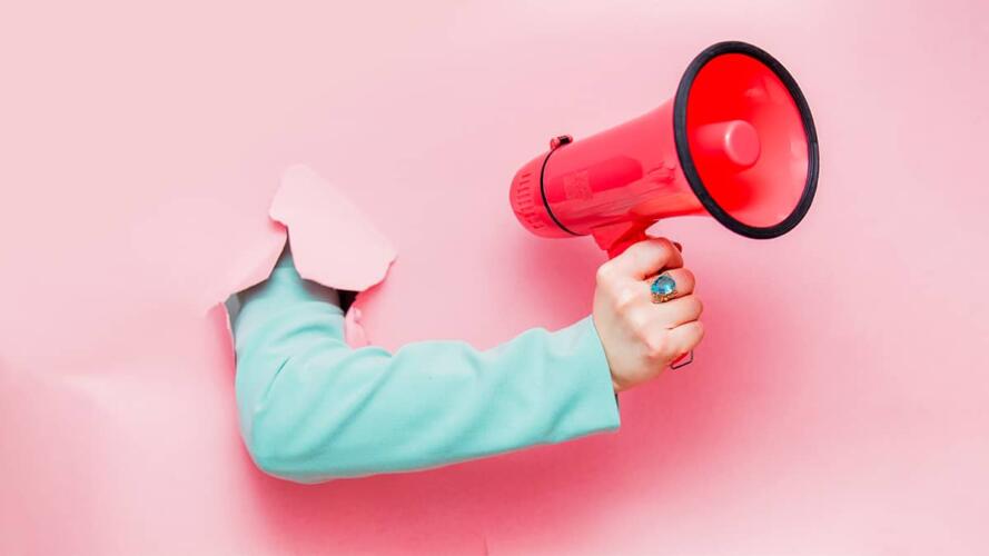 المقاطعات في العمل