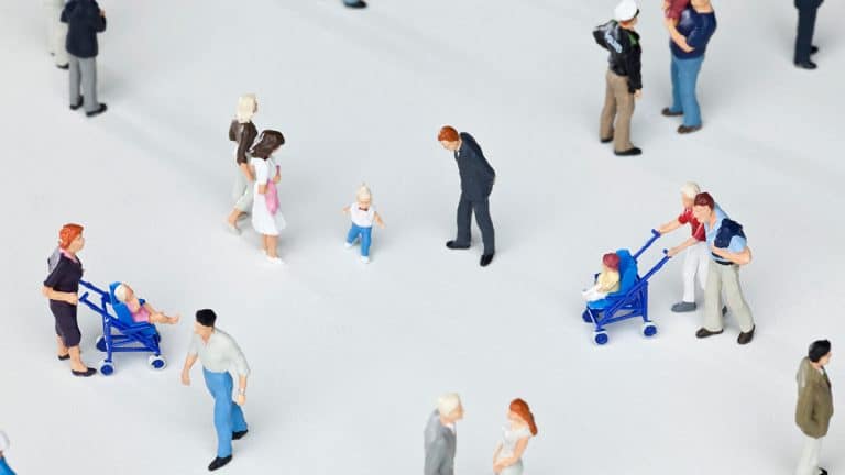 محادثات مهمة لكل أم أو أب