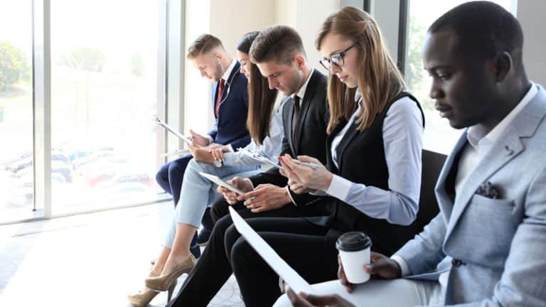 الصدق في مقابلة العمل