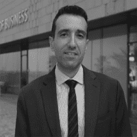 صورة الكاتب