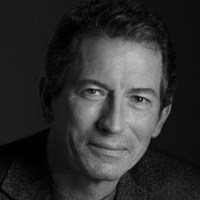 صورة الكاتب