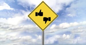 الآراء التقويمية الفورية