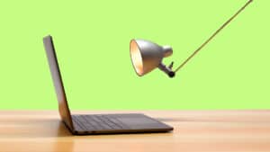 آثار الذكاء الاصطناعي في التوظيف