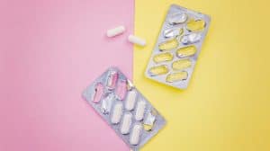 استحواذ "سي في إس" على "أتنا"