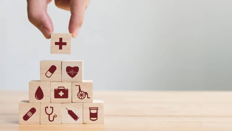 أزمات الأنظمة الصحية