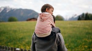 الآباء العاملون