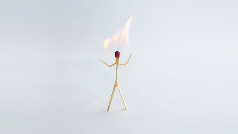 طرق التعامل مع الشخص الغاضب