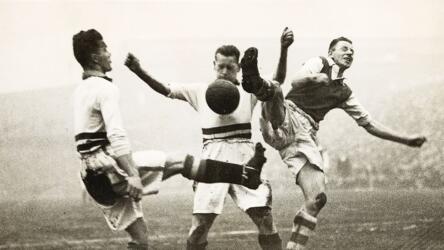 المسؤول التنفيذي والاستراتيجية