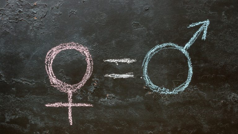 نتائج تجاهل الاعتبارات الجندرية في مكان العمل