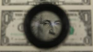 بيانات العملاء الخاصة في البنوك