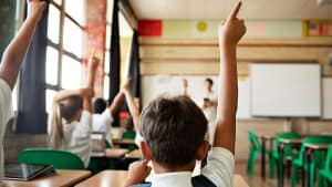 كيفية الموازنة بين التعلم والعمل