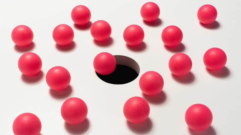 أسباب فشل مشروعات إدارة علاقات العملاء