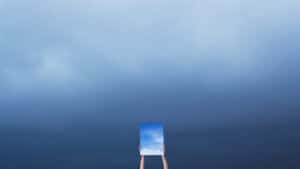 الإعلان عن الاندماج والاستحواذ