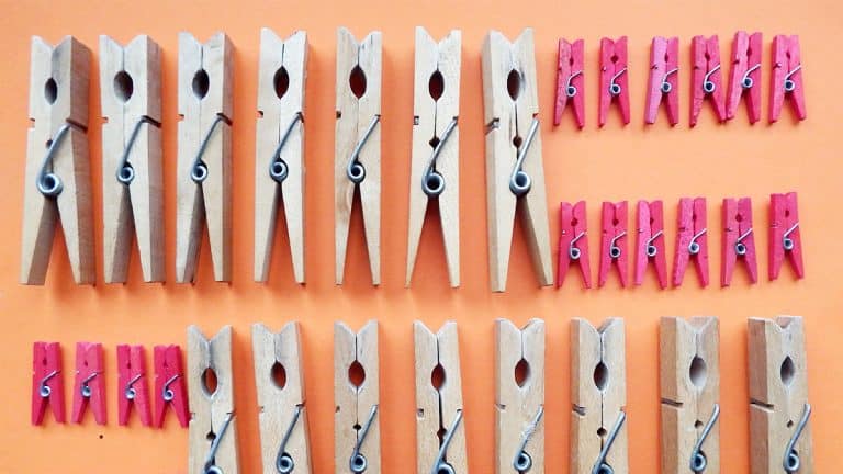 تخفيض حجم فريق المبيعات