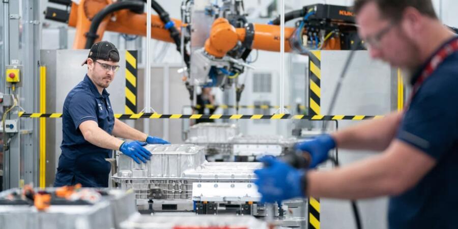 ما ملامح المرحلة المقبلة في مجال تكنولوجيا البطاريات؟