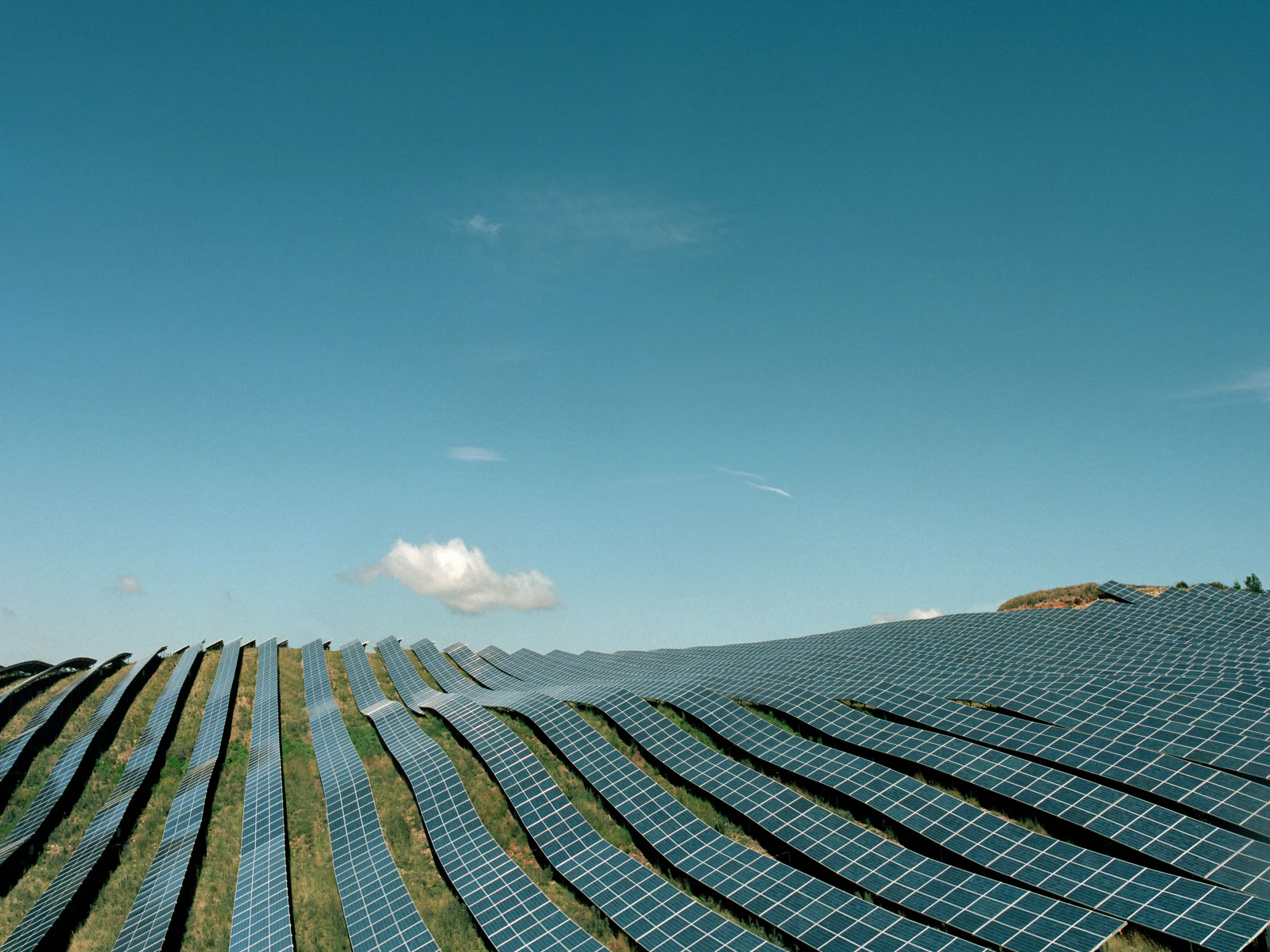 رغم الأزمات: تطورات إيجابية تعيد بعض التفاؤل للمشهد المناخي العالمي