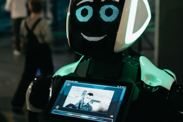 دراسة جديدة: استخدام نبرة قاسية مع تشات جي بي تي قد يزيد دقته