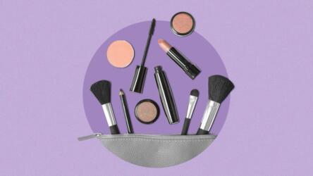 وضع مستحضرات التجميل