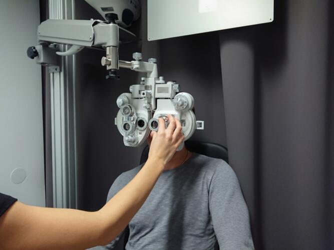 علمياً: فحص العيون في مراكز البصريات قد ينقذ بصرك!