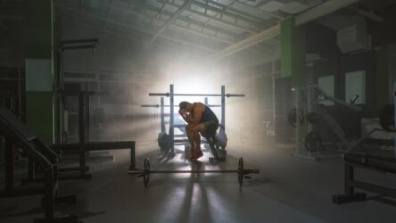 ابدأ رياضتك بالتدرّج لتتجنّب الصداع!