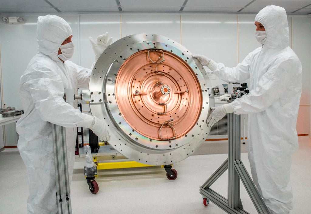 إعادة بعث الحياة في مصادم قديم للجسيمات