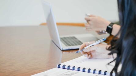 طريقة جديدة لمزامنة تقويمي جوجل وأبل لإنتاجية أعلى وإزعاج أقل