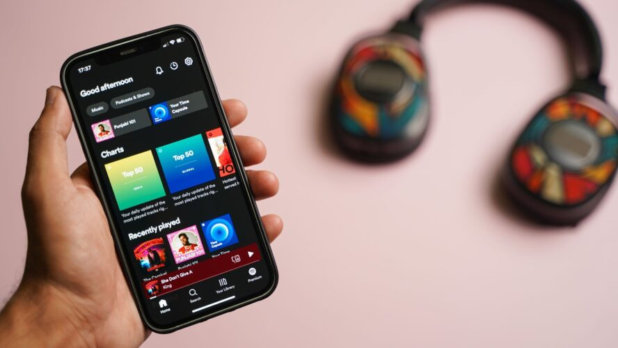 طرق بسيطة لضمان خصوصيتك في تطبيقات بث الموسيقى