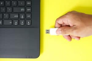 طريقة إزالة فيروس أتورن من الحاسوب نهائياً