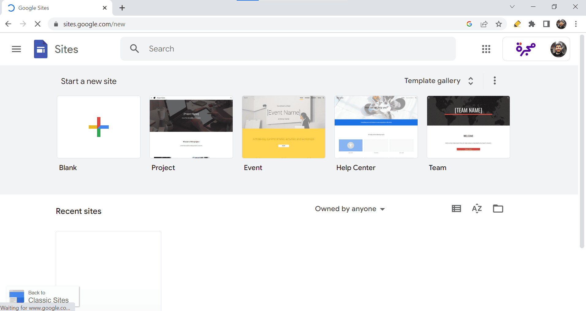 إنشاء الموقع وتسميته