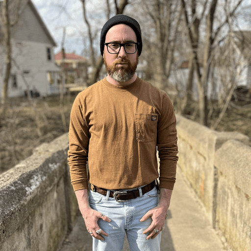 صورة الكاتب